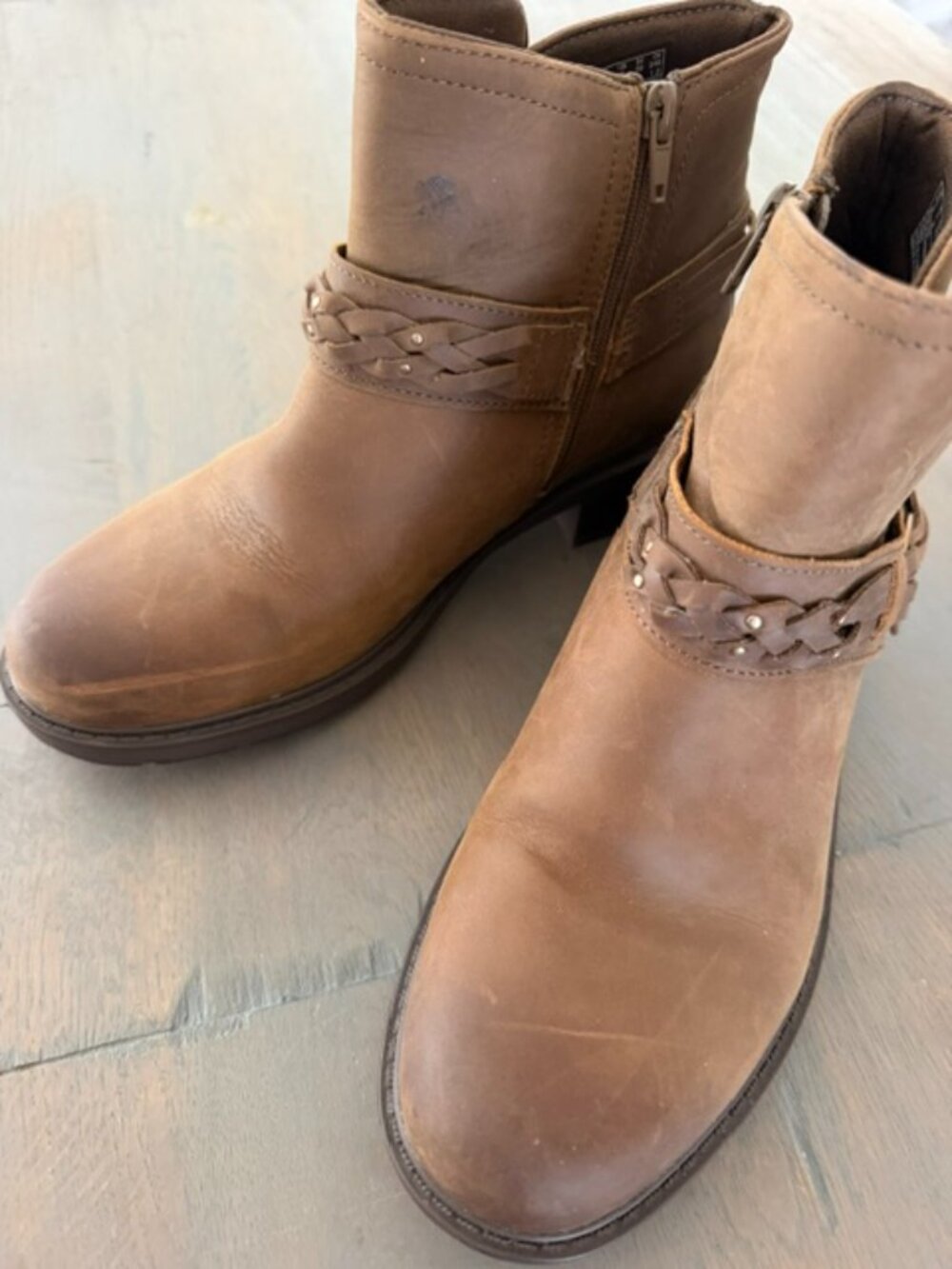 Clarks Hearth Kaylie Leather Bootie - Moto, Western Style Bootie - Size 8